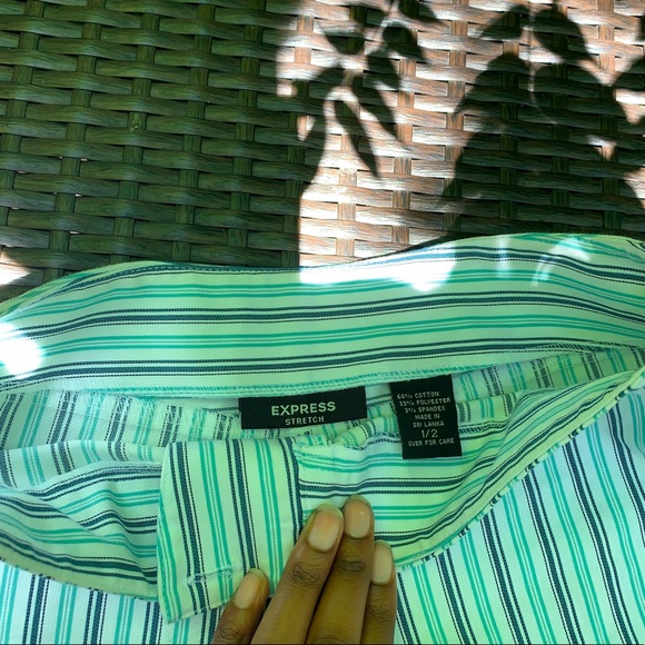 Express Striped Summer Shorts - Picture 2 of 2